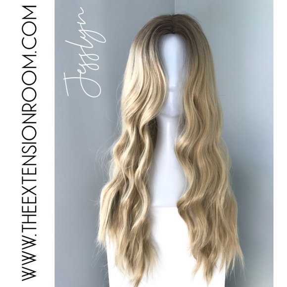 NEW Blonde Body Wave Synthetic Wig - Picture 1 of 3